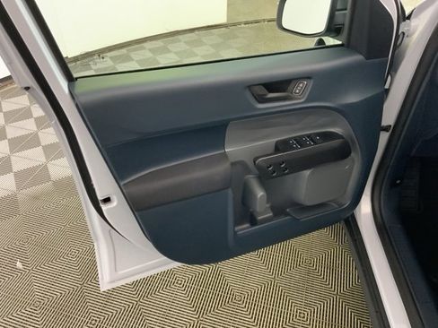 New 2026 Ford Maverick XL image 27