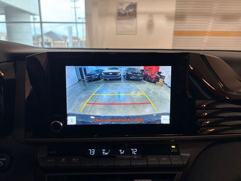 Used 2025 Toyota Camry LE image 17