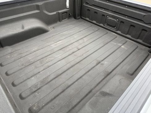 Used 2022 Jeep Gladiator Overland AWD/4WD image 29