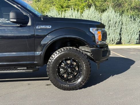 Used 2018 Ford F150 XLT w/ Equipment Group 302A Luxury AWD/4WD image 6