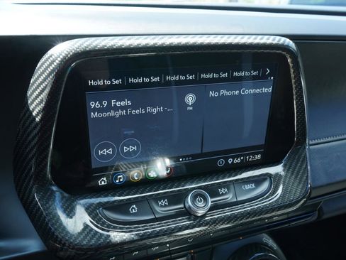 Used 2020 Chevrolet Camaro SS RWD image 32