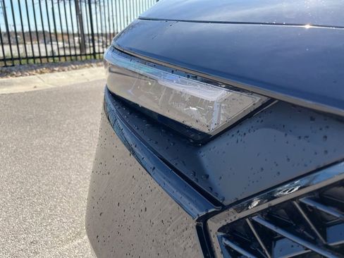 Used 2025 Honda Accord SE image 13