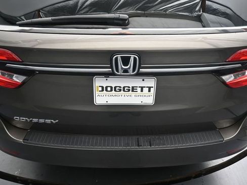 Used 2021 Honda Odyssey EX-L image 16