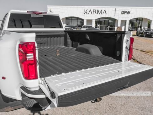 Used 2024 Chevrolet Silverado 3500 High Country w/ High Country Premium Package image 52