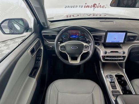Used 2021 Ford Explorer XLT w/ Equipment Group 202A image 27