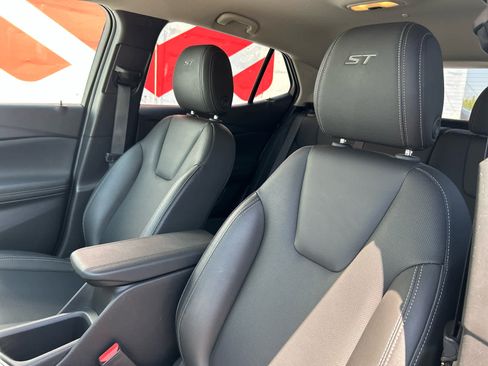 Used 2024 Buick Encore GX Sport Touring image 32