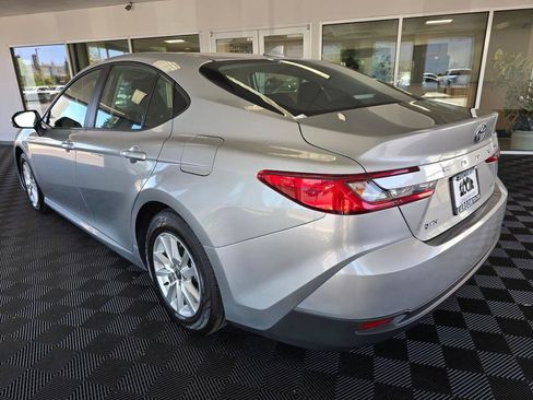 Used 2025 Toyota Camry LE FWD image 3