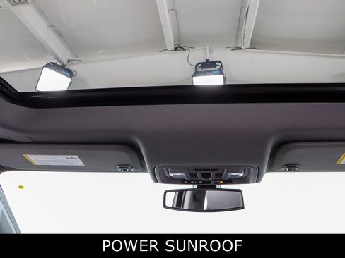 Used 2021 GMC Sierra 1500 SLT image 22