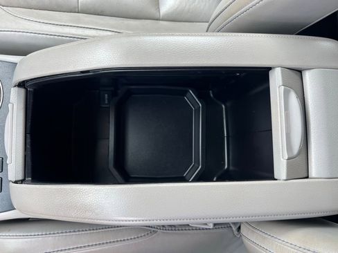 Used 2017 Toyota Highlander XLE w/ Carpet Mat Package AWD/4WD image 33
