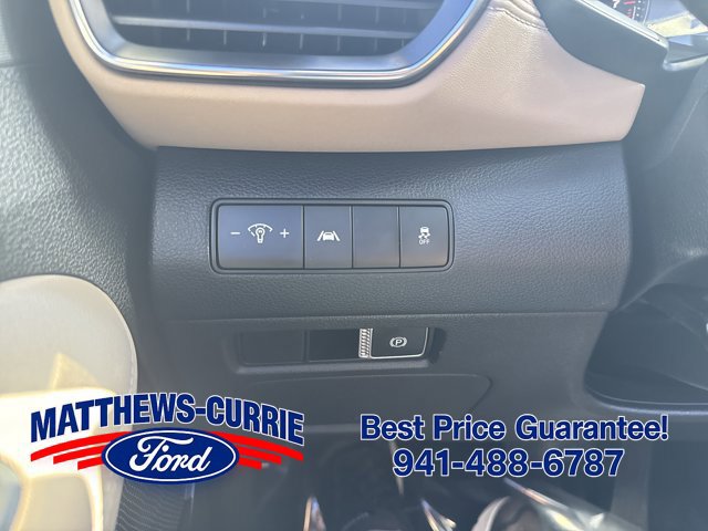 Used 2022 Hyundai Santa Fe SEL FWD image 24