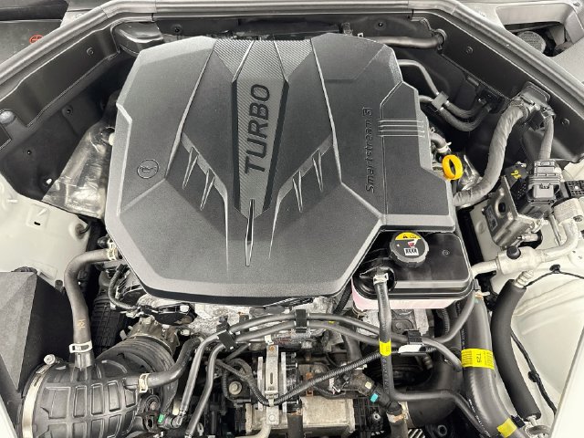 Used 2025 Genesis G70 2.5T w/ Sport Prestige Package AWD/4WD image 36