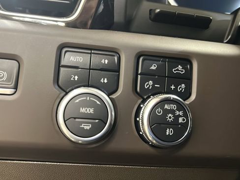 Used 2023 GMC Sierra 1500 Denali w/ Technology Package image 19