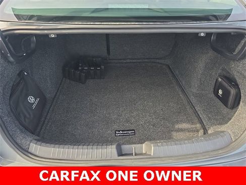 Used 2022 Volkswagen Jetta SEL image 12