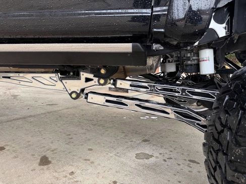 Used 2024 Ford F450 Platinum w/ FX4 Off-Road Package image 10