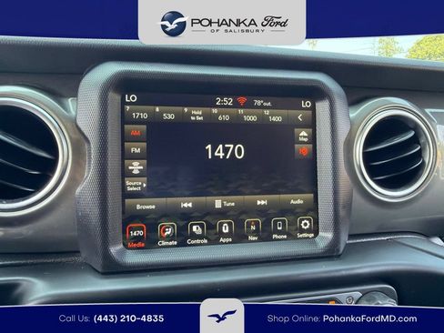 Used 2023 Jeep Gladiator Overland AWD/4WD image 10