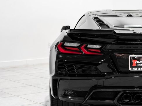 Used 2023 Chevrolet Corvette Z06 w/ Engine Appearance Package image 40