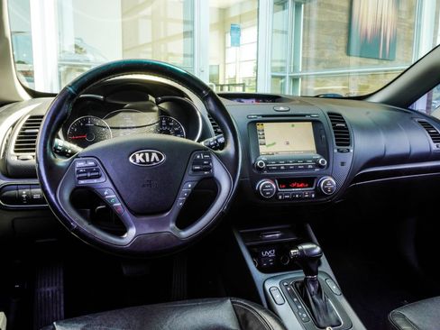 Used 2016 Kia Forte EX w/ EX Premium Technology Package FWD image 16