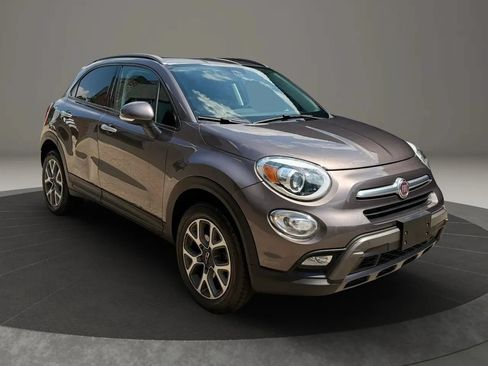 Used 2017 FIAT 500X Trekking AWD/4WD image 2