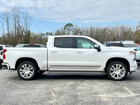 Used 2023 Chevrolet Silverado 1500 High Country w/ High Country Premium Package image 32