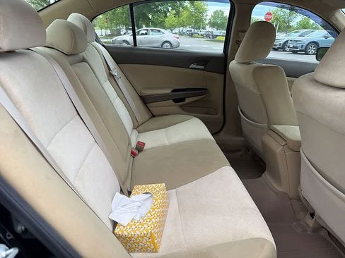 Used 2010 Honda Accord LX-P image 10