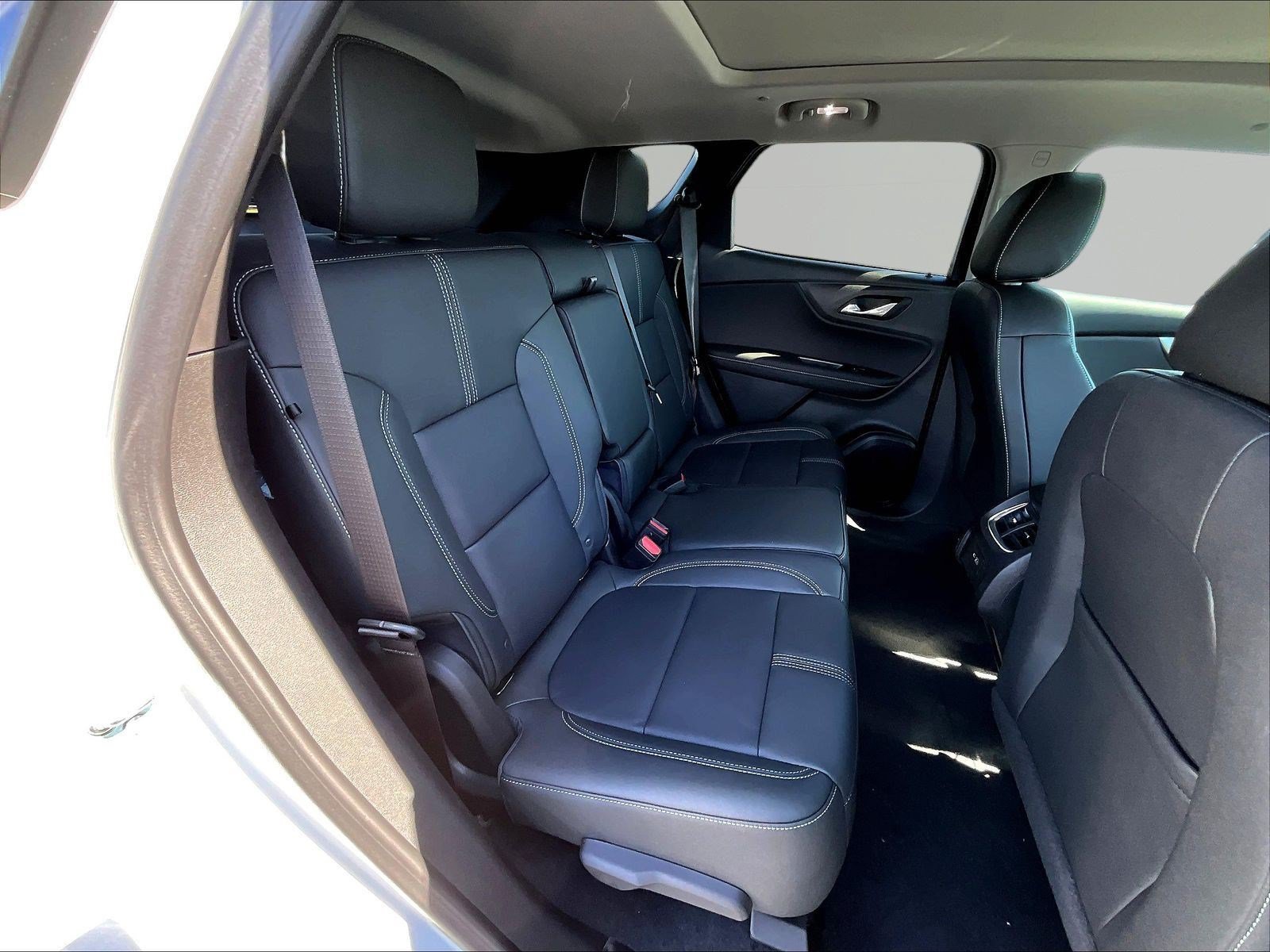 New 2026 Chevrolet Blazer LT FWD image 11