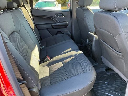 New 2026 GMC Canyon Elevation w/ Convenience Package image 15