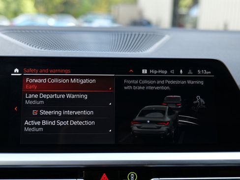 Used 2023 BMW 430i xDrive Coupe w/ M Sport Package image 29