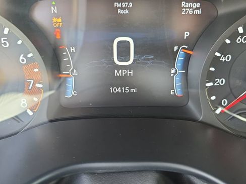 Certified 2025 Jeep Compass Latitude w/ Sun & Sound Group AWD/4WD image 29
