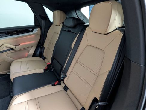 New 2026 Porsche Cayenne AWD/4WD image 24