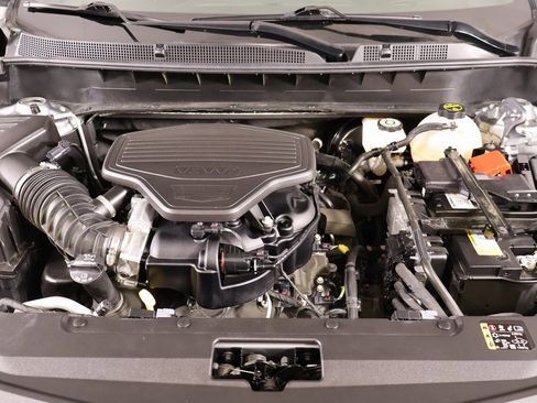 Used 2025 Cadillac XT6 Premium Luxury image 22