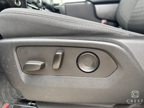 Used 2022 Chevrolet Silverado 1500 Custom image 9