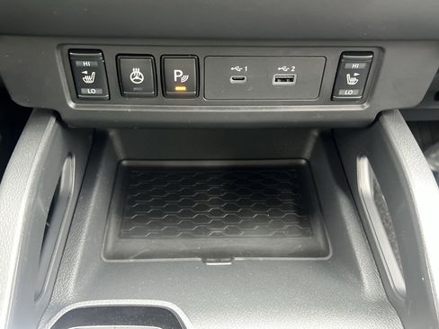 New 2026 Nissan Frontier SV image 7