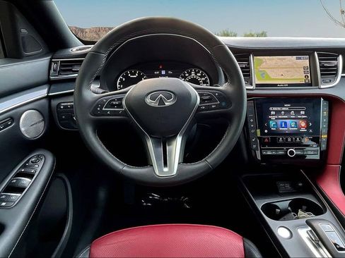 Used 2025 INFINITI QX50 Sport AWD/4WD image 5