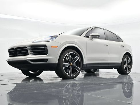 Certified 2023 Porsche Cayenne S Platinum AWD/4WD image 31