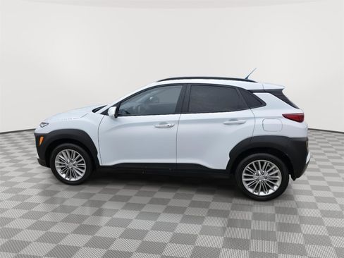 Used 2021 Hyundai Kona SEL w/ Cargo Package image 8