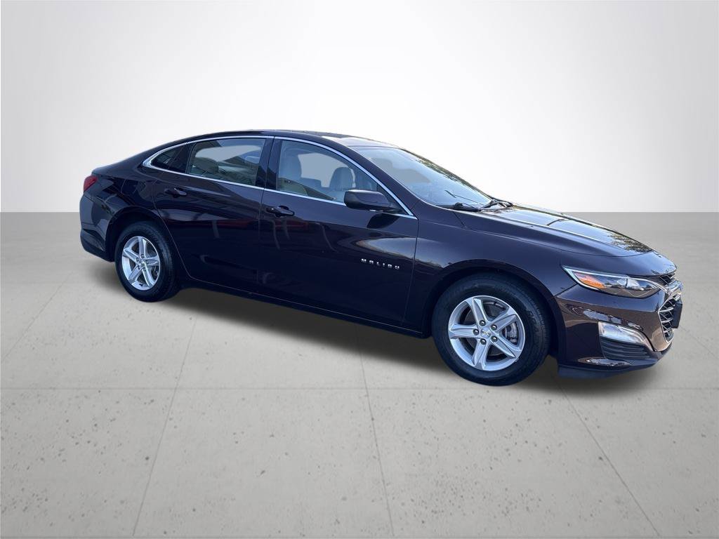 Used 2020 Chevrolet Malibu LS w/ Driver Confidence Package II FWD image 4