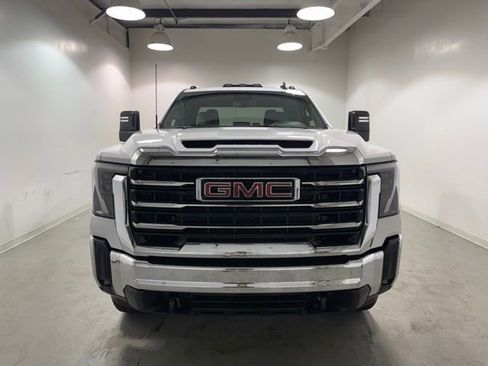 Certified 2024 GMC Sierra 2500 SLE w/ SLE Convenience Package AWD/4WD image 2