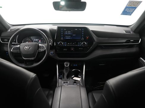 Used 2022 Toyota Highlander XSE image 13