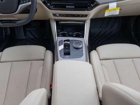 New 2025 BMW 330i xDrive 330i xDrive w/ Premium Package image 26