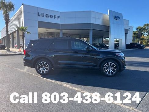 New 2026 Ford Explorer ST-Line RWD image 2