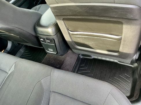 Used 2018 Dodge Charger SXT Plus w/ Blacktop Package image 26