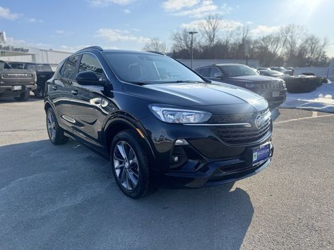 Used 2022 Buick Encore GX Select w/ Sport Touring Package image 9