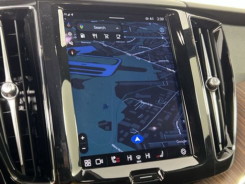 Used 2023 Volvo XC60 B5 Plus w/ Climate Package image 20