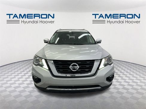Used 2020 Nissan Pathfinder Platinum image 8