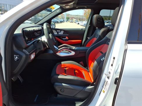 Used 2025 Mercedes-Benz GLE 53 AMG 4MATIC image 9
