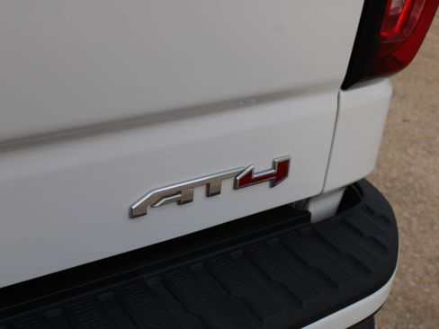 Used 2022 GMC Sierra 1500 AT4 w/ AT4 Premium Package image 14