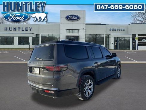 Used 2022 Jeep Wagoneer Series I w/ Premium Group I image 5