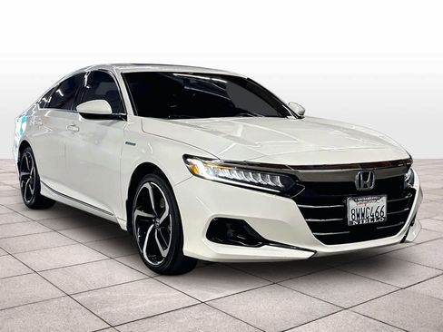 Used 2021 Honda Accord EX image 2