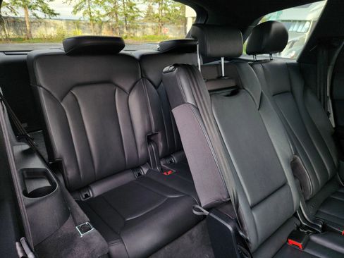 Used 2019 Audi Q7 3.0T Prestige w/ Prestige Package image 23