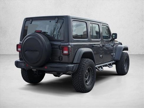 Used 2018 Jeep Wrangler Unlimited Sport image 5